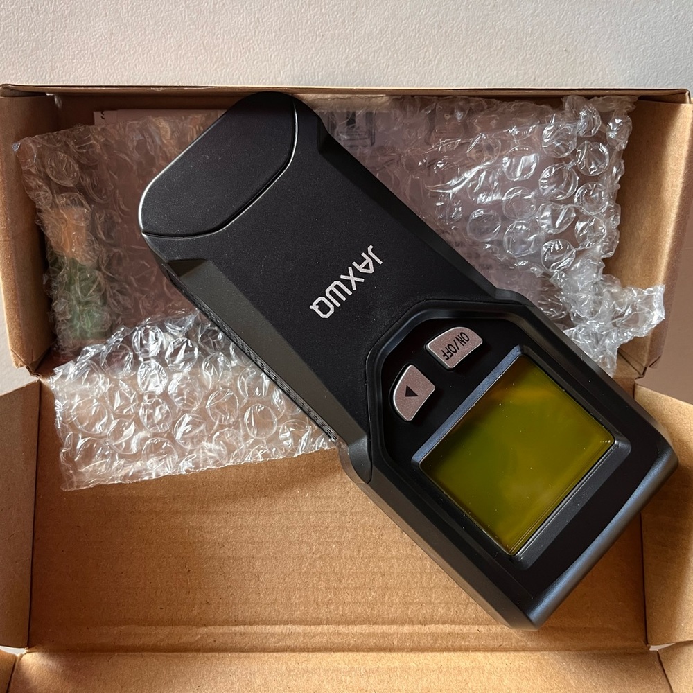 Wall stud finder